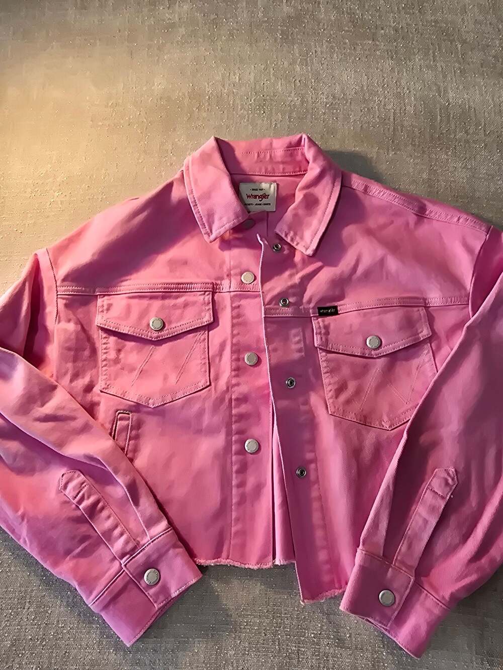 Wrangler Pink Cropped Jean Jacket - Picture 3 of 5